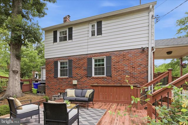 5721 FOREST RD, Cheverly, MD 20785