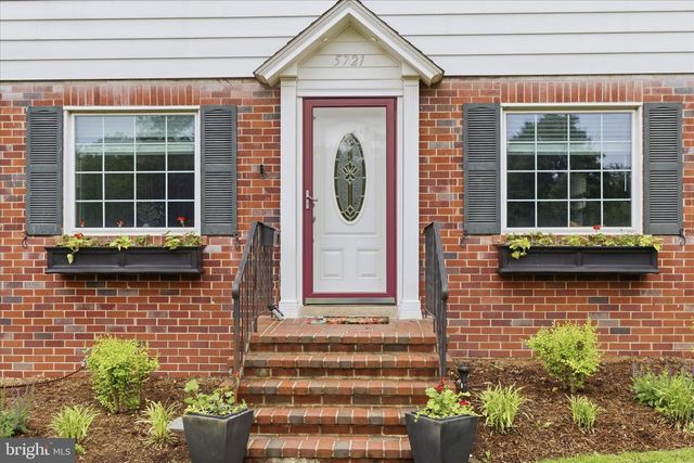 5721 FOREST RD, Cheverly, MD 20785
