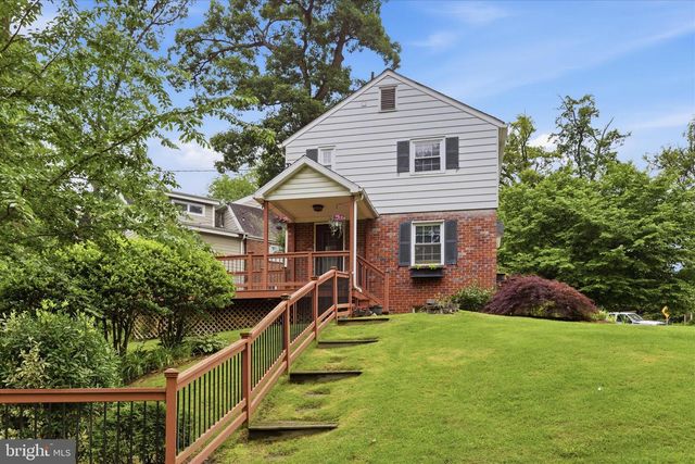 5721 FOREST RD, Cheverly, MD 20785