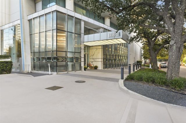 4521 San Felipe Street 2204, Houston, TX 77027