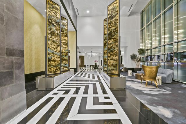 4521 San Felipe Street 2204, Houston, TX 77027