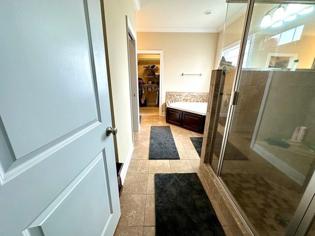 202 Frisco Ln, Enterprise, AL 36330