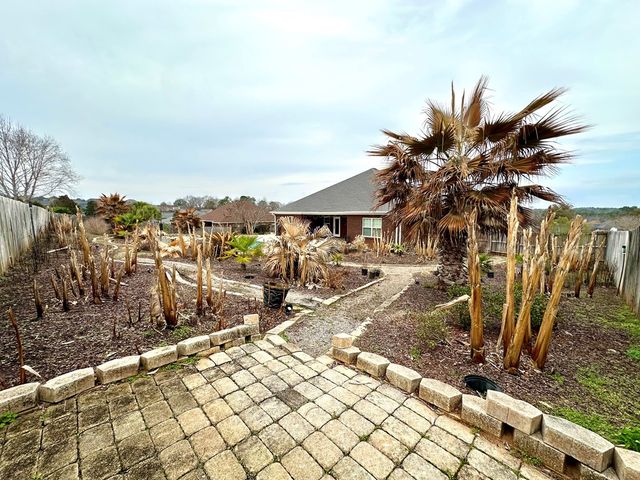 202 Frisco Ln, Enterprise, AL 36330