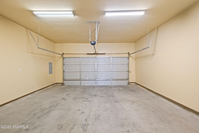 4343 Capistrano Avenue, Las Cruces, NM 88011