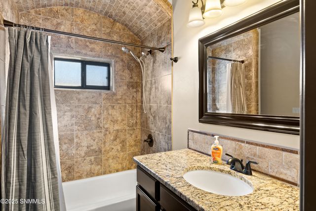 4343 Capistrano Avenue, Las Cruces, NM 88011