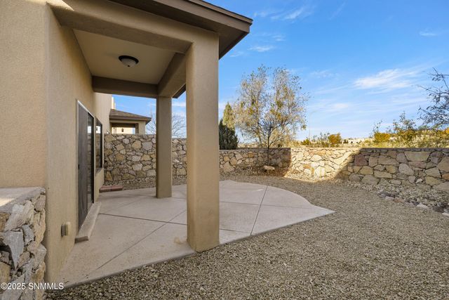 4343 Capistrano Avenue, Las Cruces, NM 88011