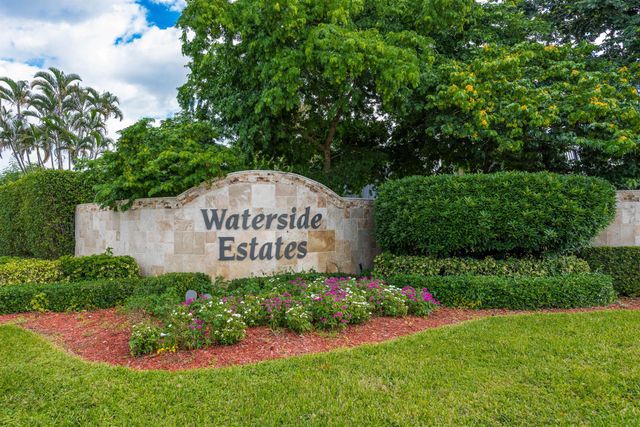 2471 Waterside Drive, Lake Worth, FL 33461