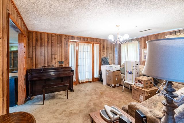 4040 HWY 20, Helena, AR 72342
