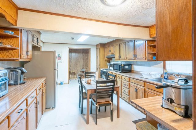 4040 HWY 20, Helena, AR 72342