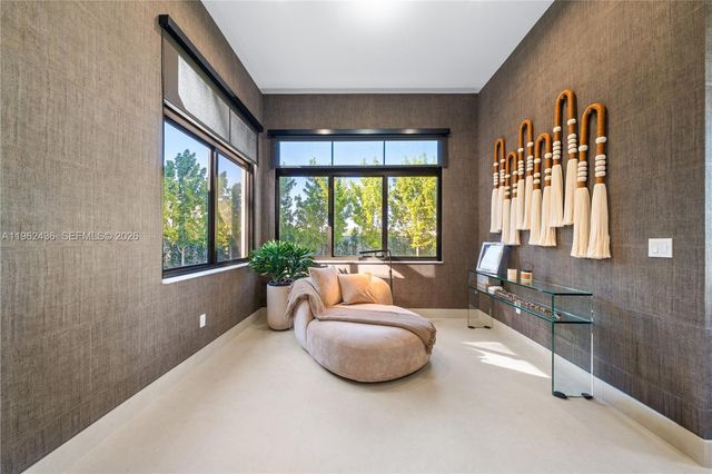 7387 SW 74th Ln, Miami, FL 33143