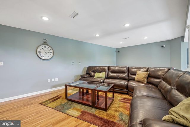 6631 CHRISTY ACRES CIR, Mount Airy, MD 21771