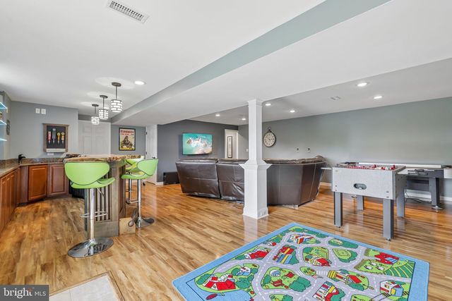 6631 CHRISTY ACRES CIR, Mount Airy, MD 21771