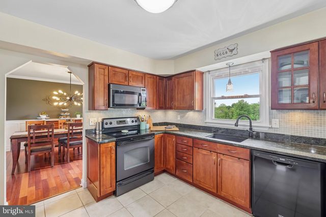 6631 CHRISTY ACRES CIR, Mount Airy, MD 21771