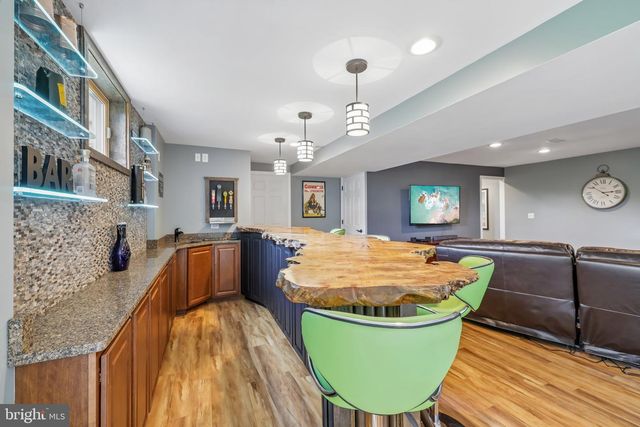 6631 CHRISTY ACRES CIR, Mount Airy, MD 21771