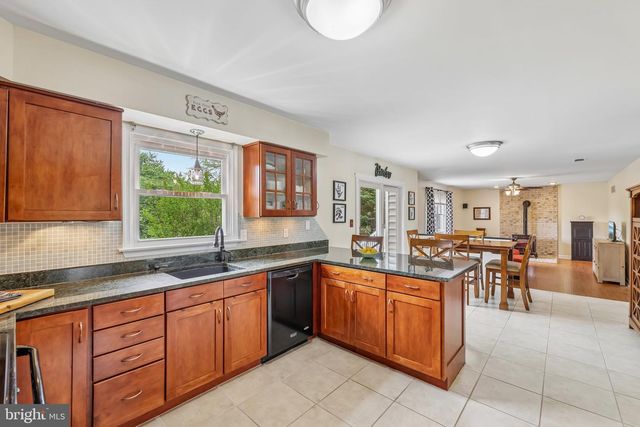 6631 CHRISTY ACRES CIR, Mount Airy, MD 21771
