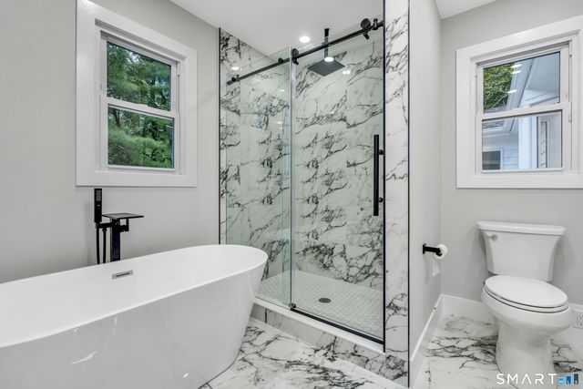 1 Greenlea Lane, Weston, CT 06883