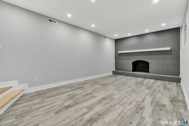 1 Greenlea Lane, Weston, CT 06883