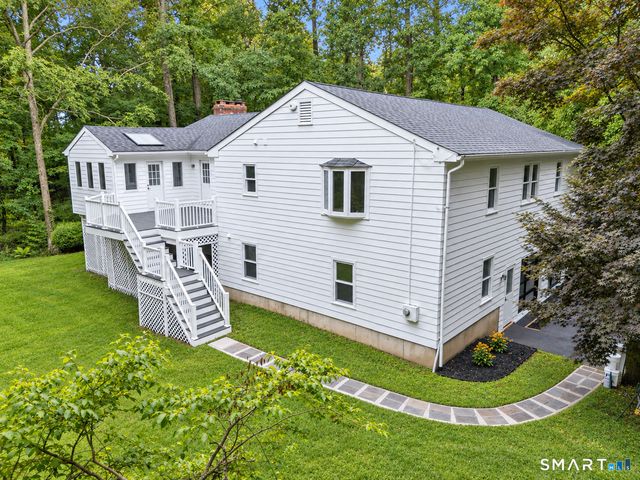 1 Greenlea Lane, Weston, CT 06883