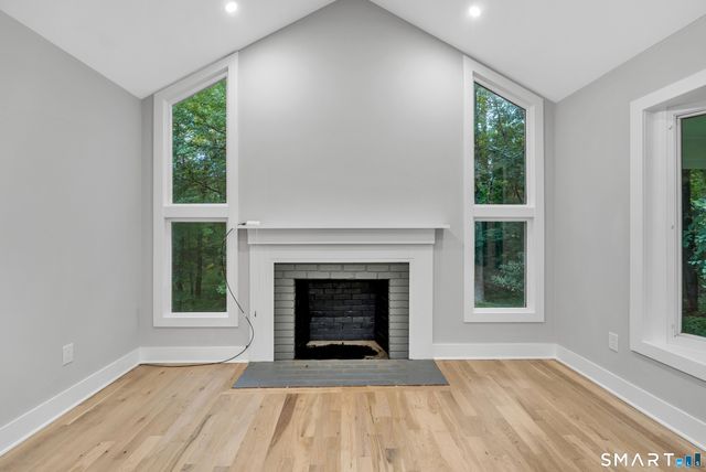 1 Greenlea Lane, Weston, CT 06883