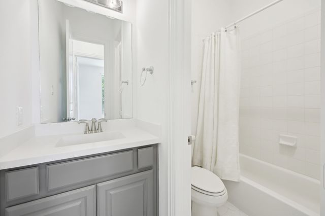 4101 Hawthorn Drive, Aubrey, TX 76227