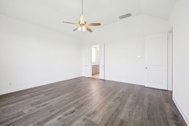 4101 Hawthorn Drive, Aubrey, TX 76227