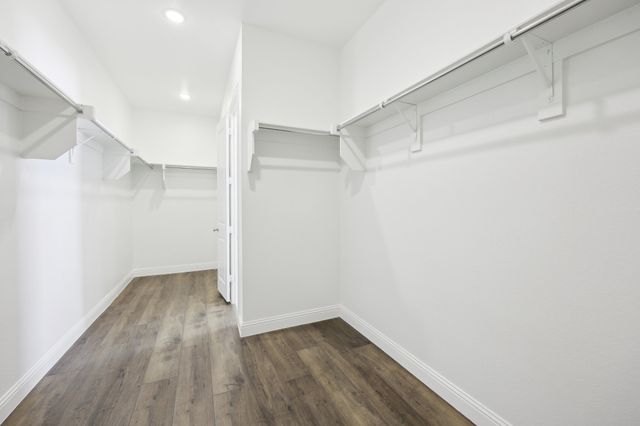 4101 Hawthorn Drive, Aubrey, TX 76227