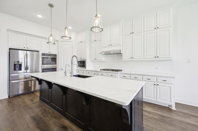 4101 Hawthorn Drive, Aubrey, TX 76227