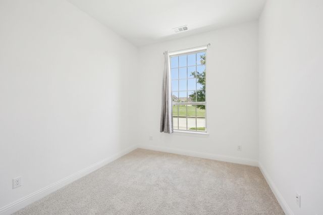 4101 Hawthorn Drive, Aubrey, TX 76227