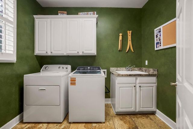 14612 Chadwick Street, Overland Park, KS 66224