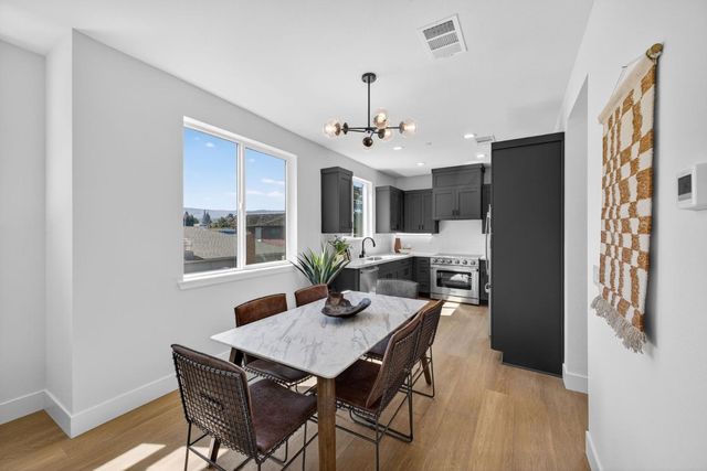 955 Woodside Road, Redwood City, CA 94061