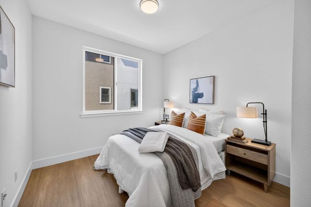 955 Woodside Road, Redwood City, CA 94061