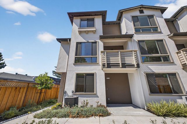 955 Woodside Road, Redwood City, CA 94061