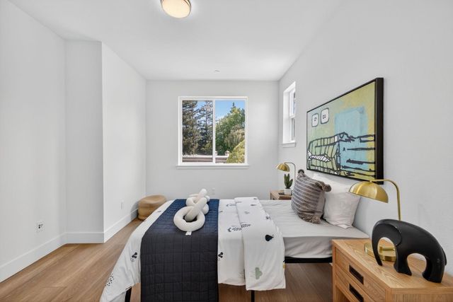 955 Woodside Road, Redwood City, CA 94061