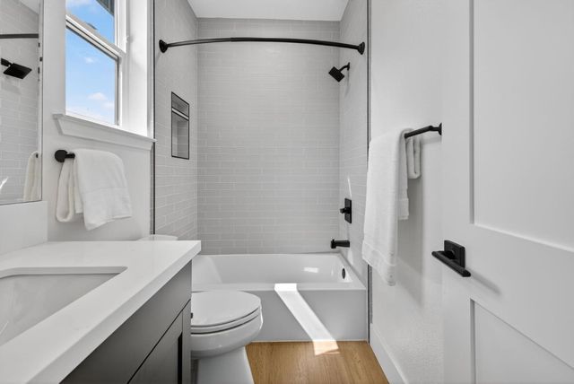 955 Woodside Road, Redwood City, CA 94061