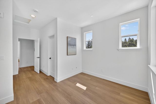 955 Woodside Road, Redwood City, CA 94061