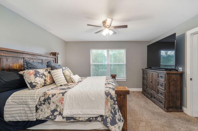 175 Sunrise Villa Drive, Branson, MO 65616