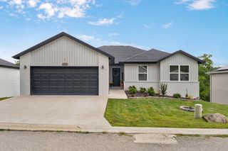 175 Sunrise Villa Drive, Branson, MO 65616