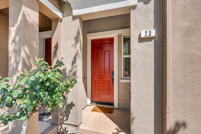 23 Bettencourt Way, Milpitas, CA 95035