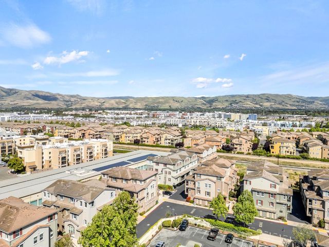 23 Bettencourt Way, Milpitas, CA 95035