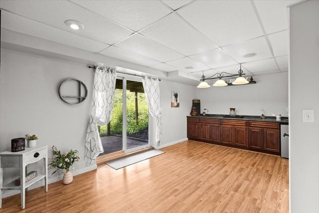 19 Station St, Wareham, MA 02571