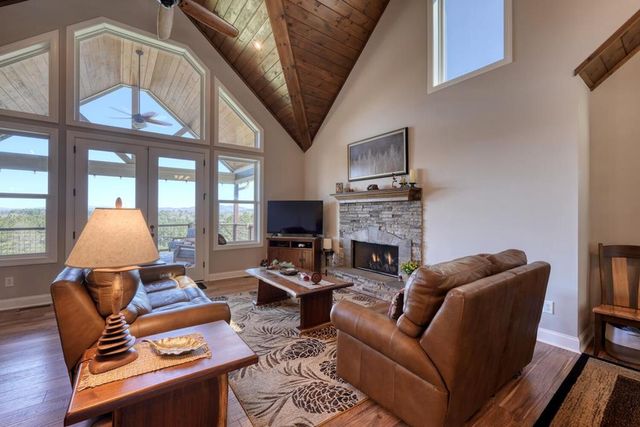 1309 Ridge Pointe Way, Blairsville, GA 30512