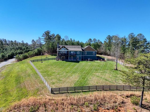 1309 Ridge Pointe Way, Blairsville, GA 30512