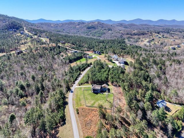 1309 Ridge Pointe Way, Blairsville, GA 30512