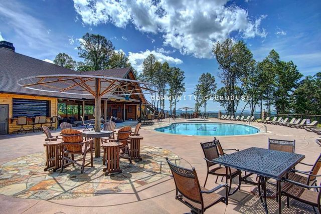 1309 Ridge Pointe Way, Blairsville, GA 30512