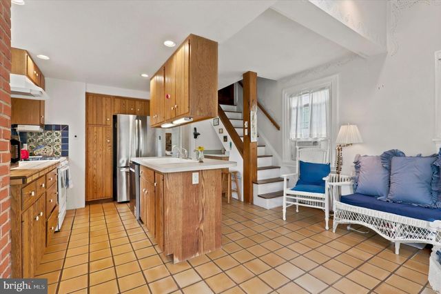 424 HAVERFORD AVE, Narberth, PA 19072
