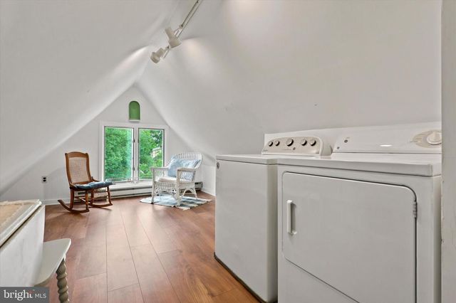 424 HAVERFORD AVE, Narberth, PA 19072
