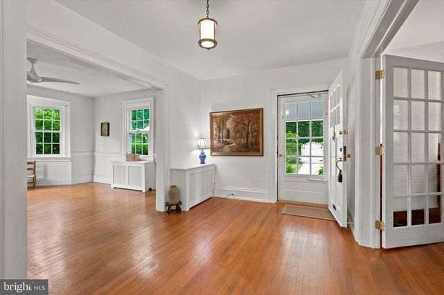 424 HAVERFORD AVE, Narberth, PA 19072
