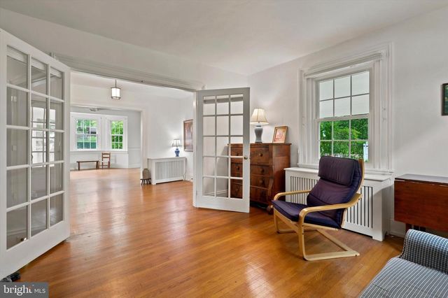 424 HAVERFORD AVE, Narberth, PA 19072