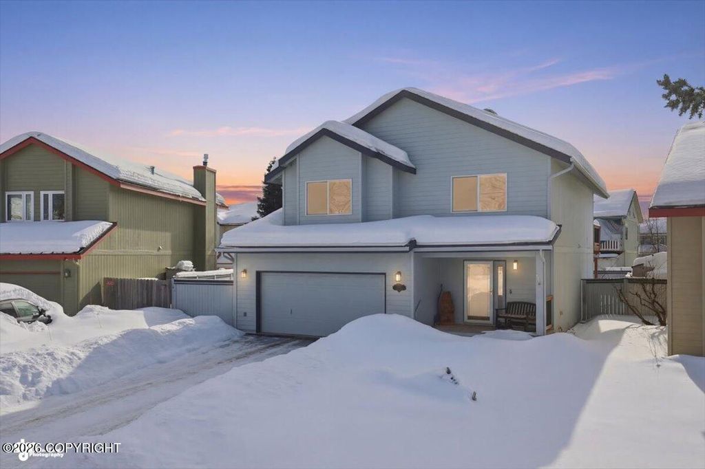 2060 Courage Circle, Anchorage, AK 99507