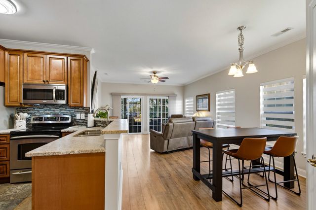 5026 Belleglen Ct Apt 102, Myrtle Beach, SC 29579